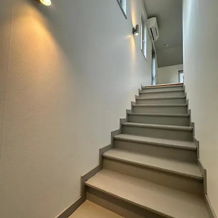 Airin Hostel *